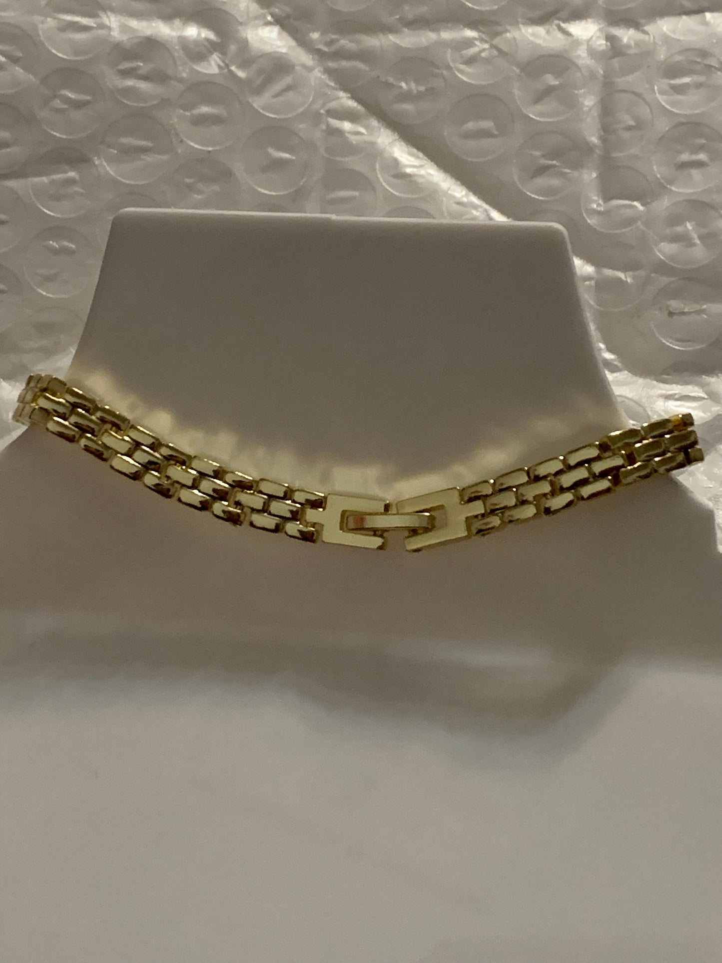 Bracelet 7” Gold Plated 14k with Crystals Beads in the Middle