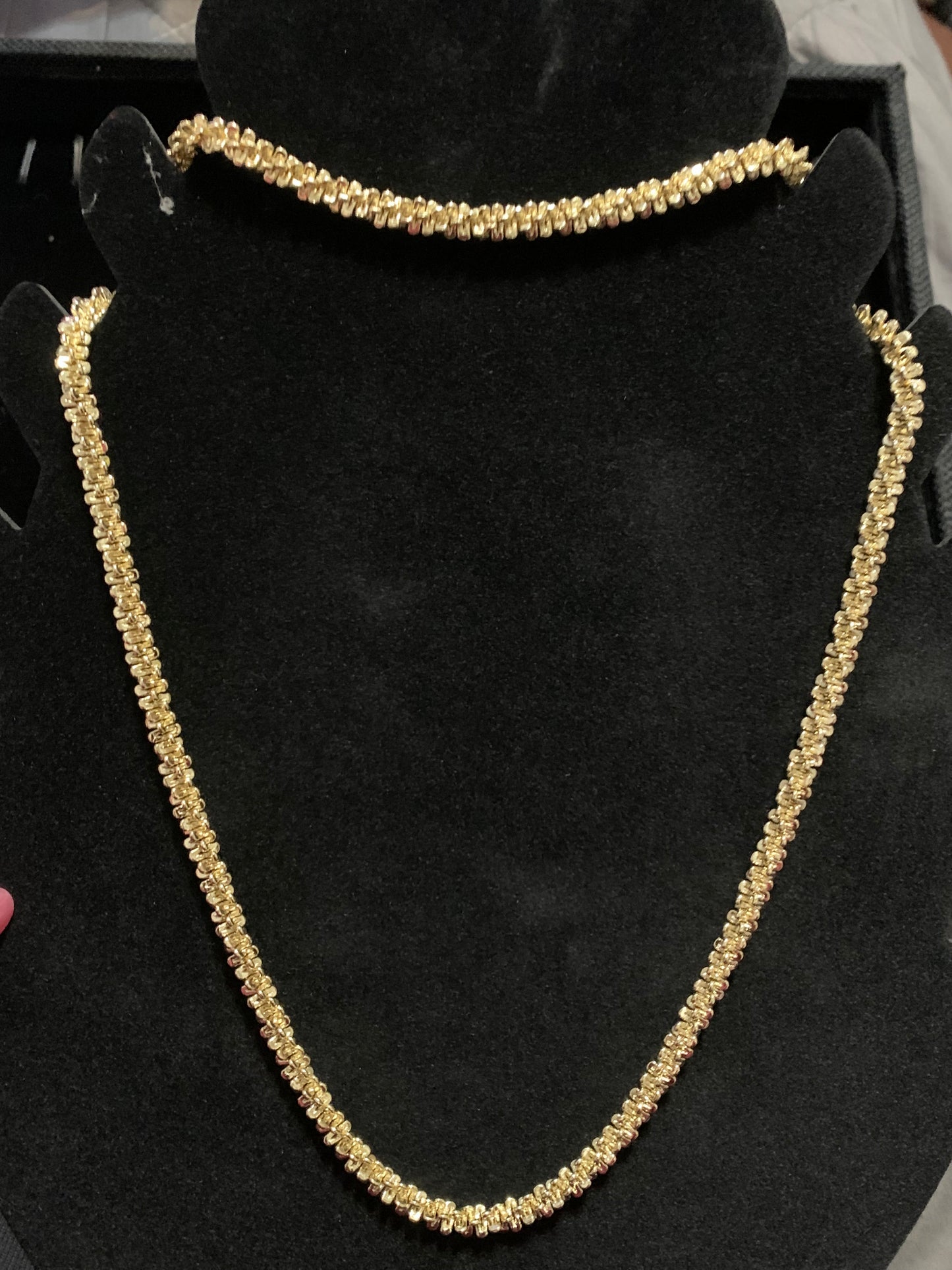 Set Necklace 18” and Bracelet 7” Gold Plated 14k
