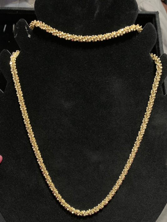 Set Necklace 18” and Bracelet 7” Gold Plated 14k