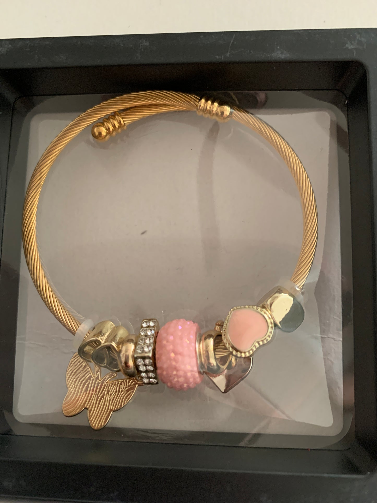 Stretchable Bracelet with Charms